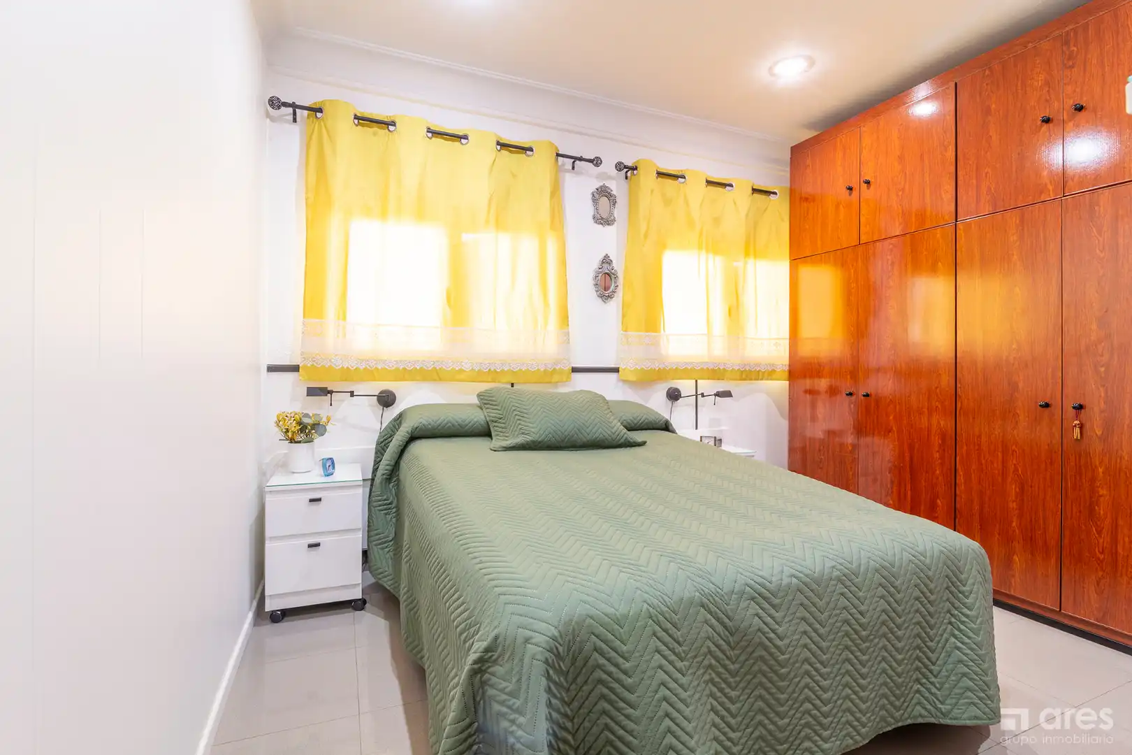 Bedroom of Detached homes for sale in Madrid  with Air Conditioner, Heating and Terrace