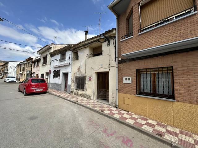 Casa-chalet en Venta en Larga en Cadreita
