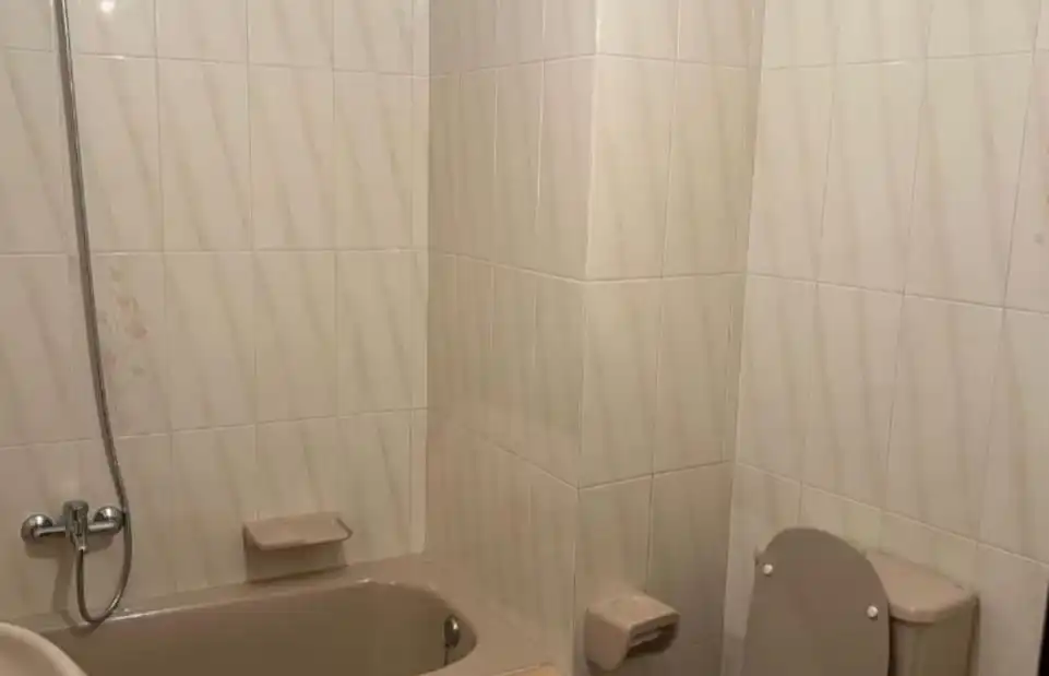 Baño de Piso en venta en Noia con Trastero y Amueblado
