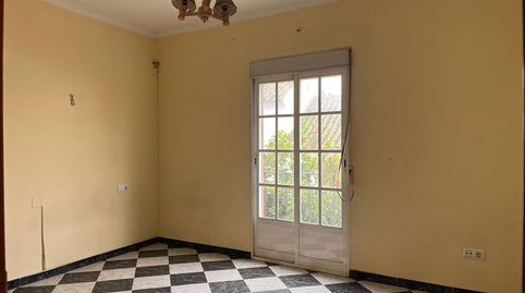 Foto 2 de Casa adosada en venta en Coca, Morón de la Frontera, Sevilla