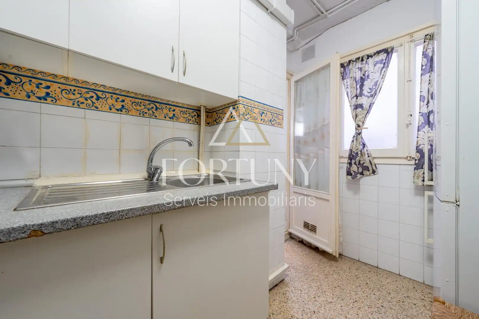 Küche von Wohnung zum Verkauf in Reus mit Balkon