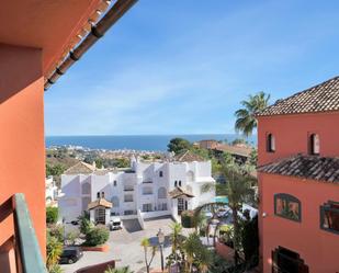 Vista exterior de Apartament en venda en Mijas amb Aire condicionat i Terrassa