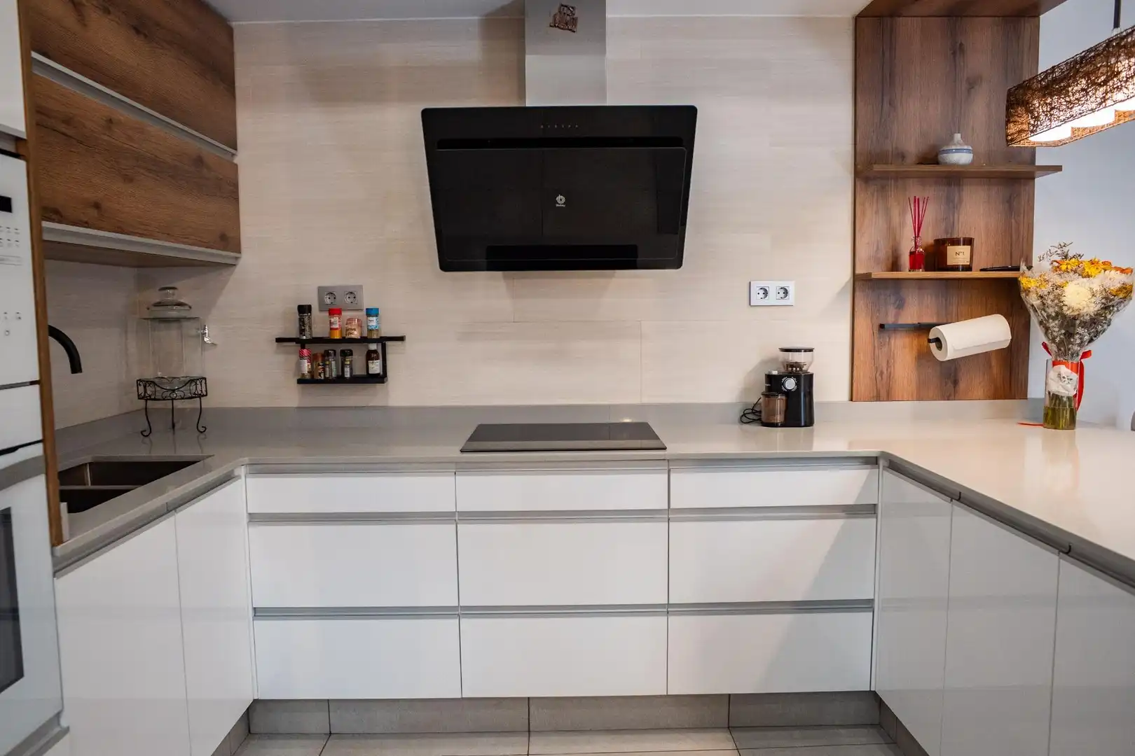 Cocina de Casa adosada en venta en Ingenio con Terraza, Trastero y Balcón