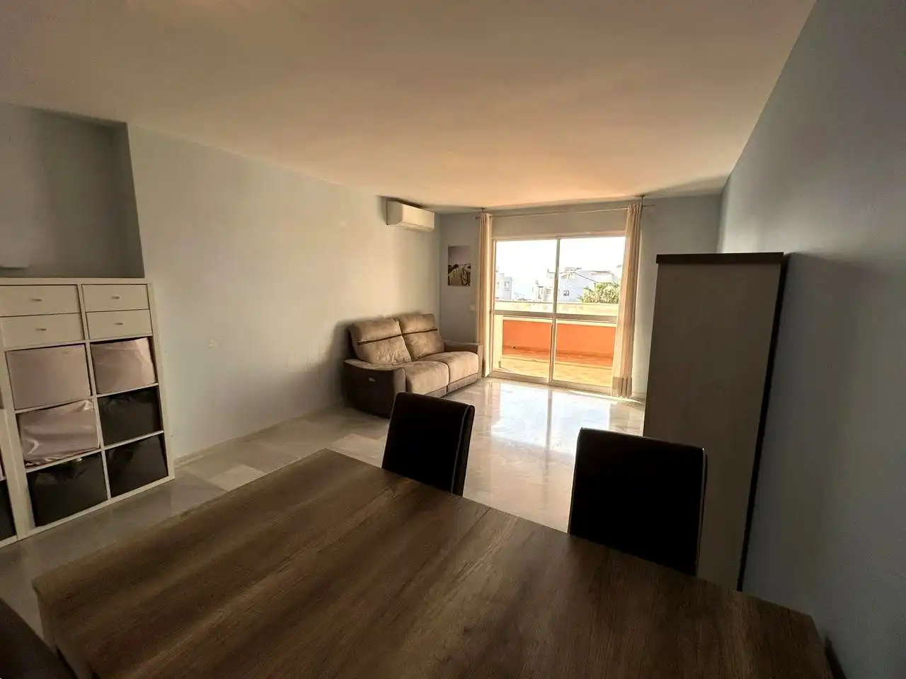 Sala d'estar de Pis en venda en Benalmádena amb Aire condicionat, Calefacció i Terrassa