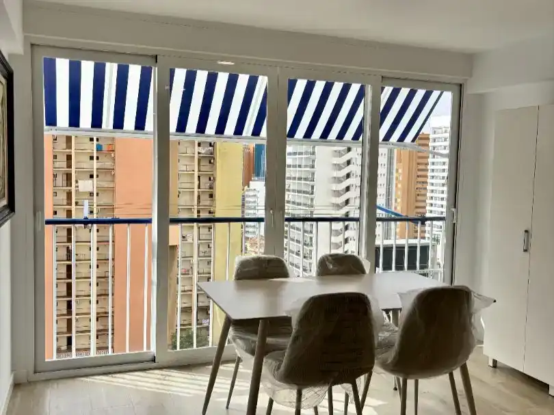 Terrasse von Wohnung zur Miete in Benidorm mit Klimaanlage, Parkett und Schwimmbad
