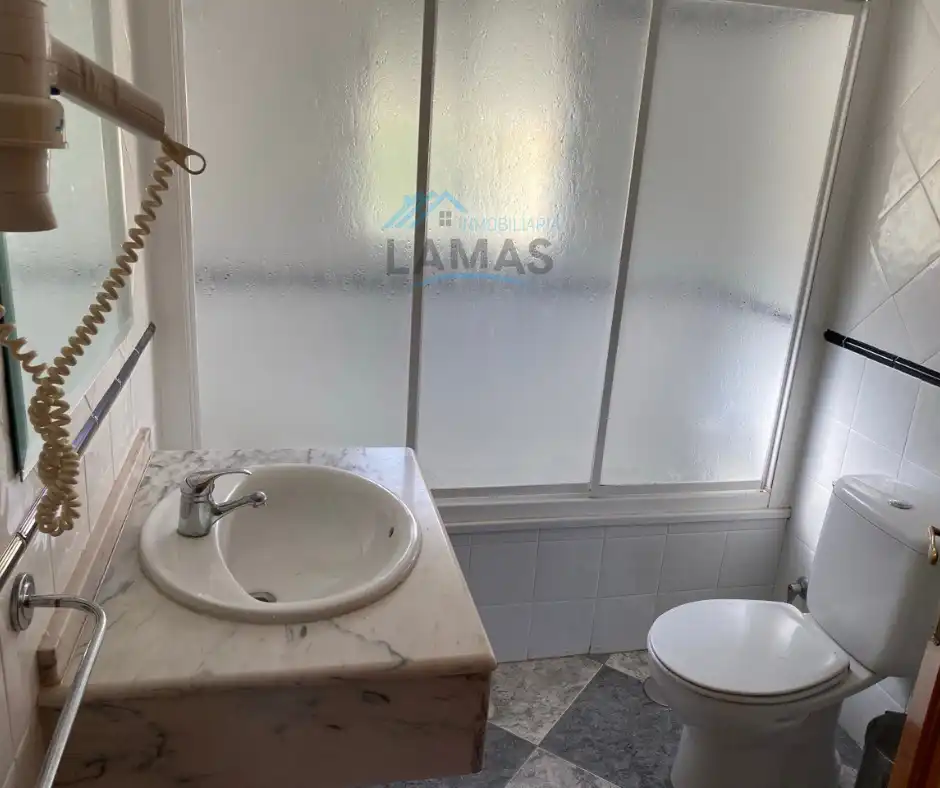 Baño de Edificio en venta en Jaraicejo