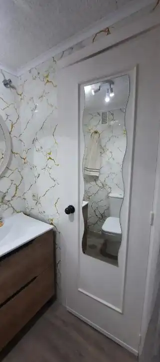 Baño de Estudio en venta en Benalmádena con Aire acondicionado, Terraza y Amueblado