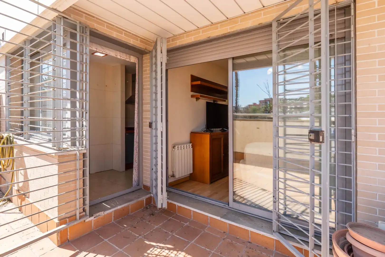 Balcony of Flat for sale in Granada  with Air Conditioner, Heating and Private garden