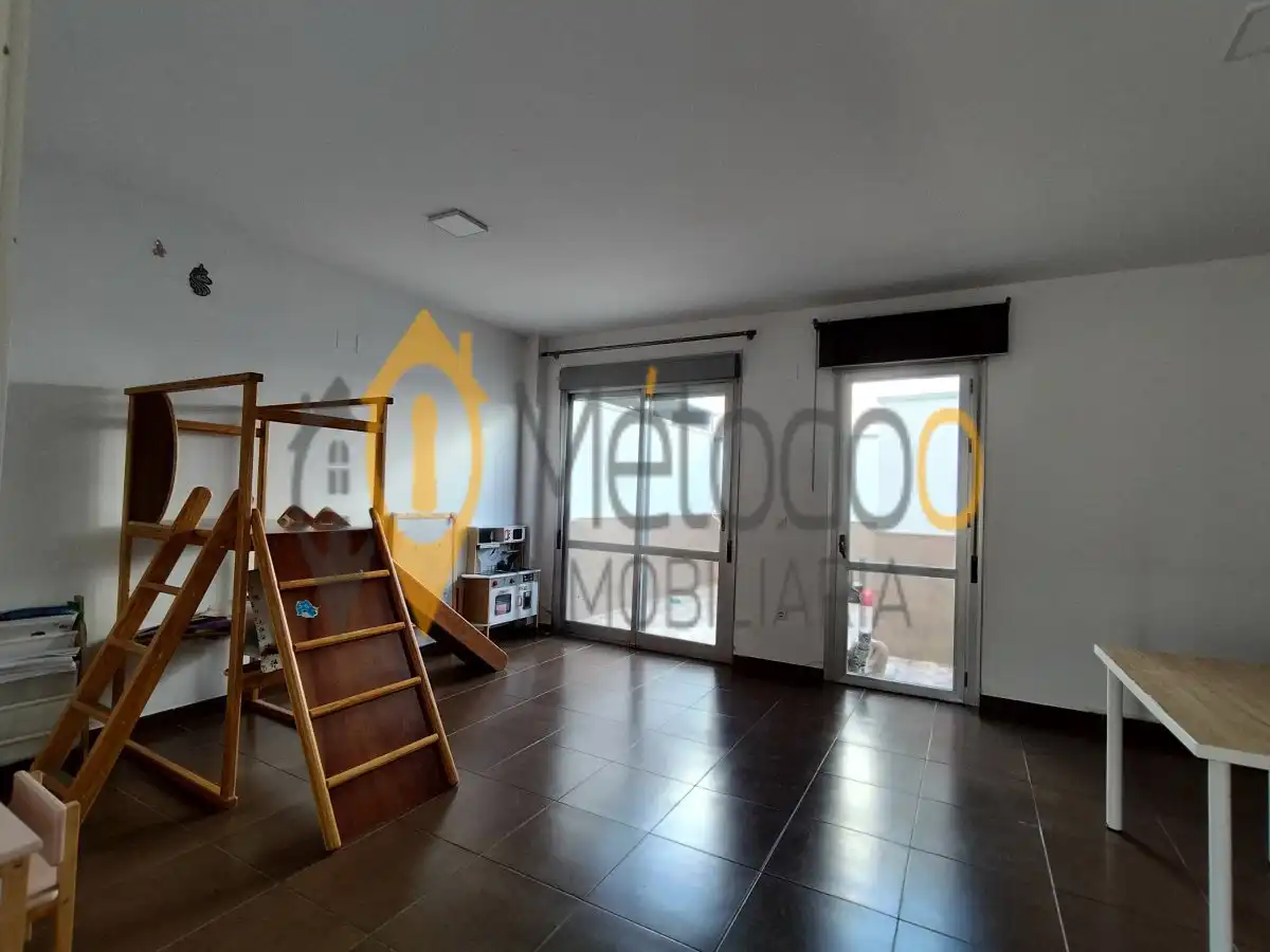 Casa adosada en venta en La Rinconada con Terraza y Trastero