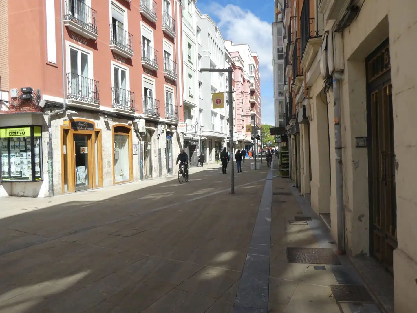 Außenansicht von Residential zum Verkauf in Burgos