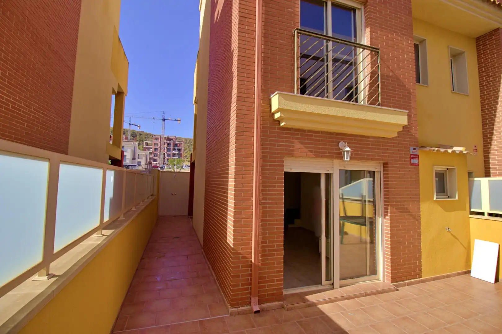 Adossat amb piscina en venda a Los Secanos