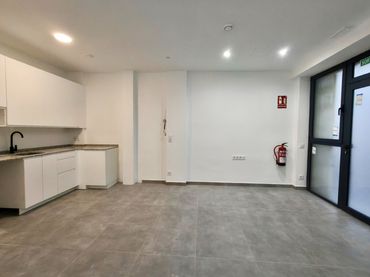 Locale commerciale in affitto a Nou Barris