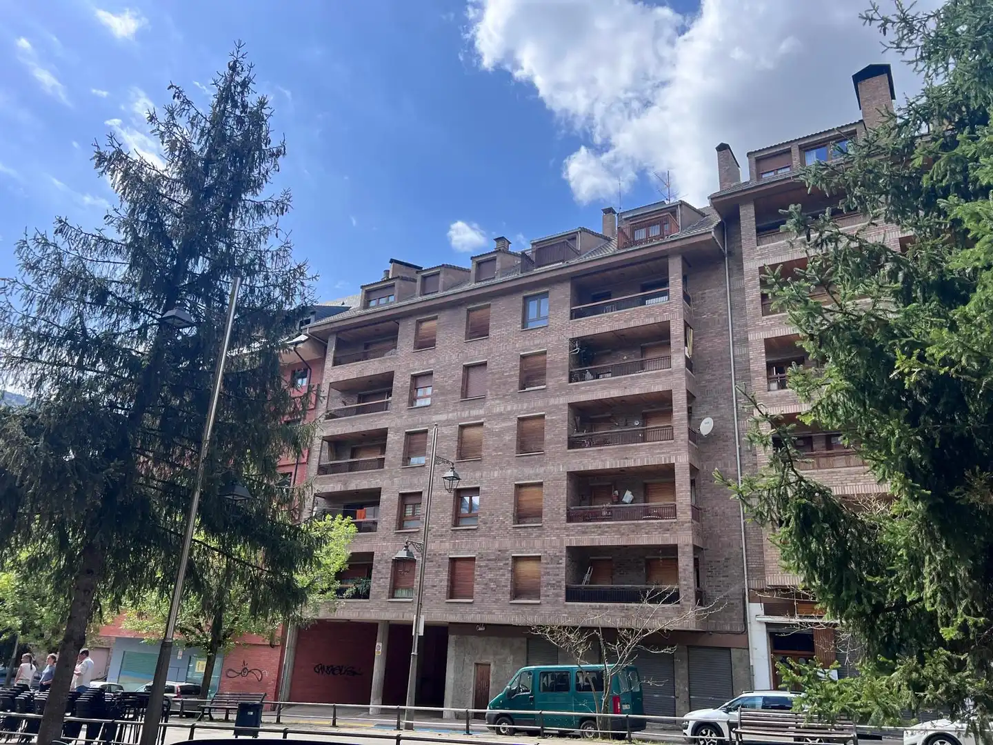 Vista exterior de Ático en venta en El Pont de Suert con Amueblado y Balcón