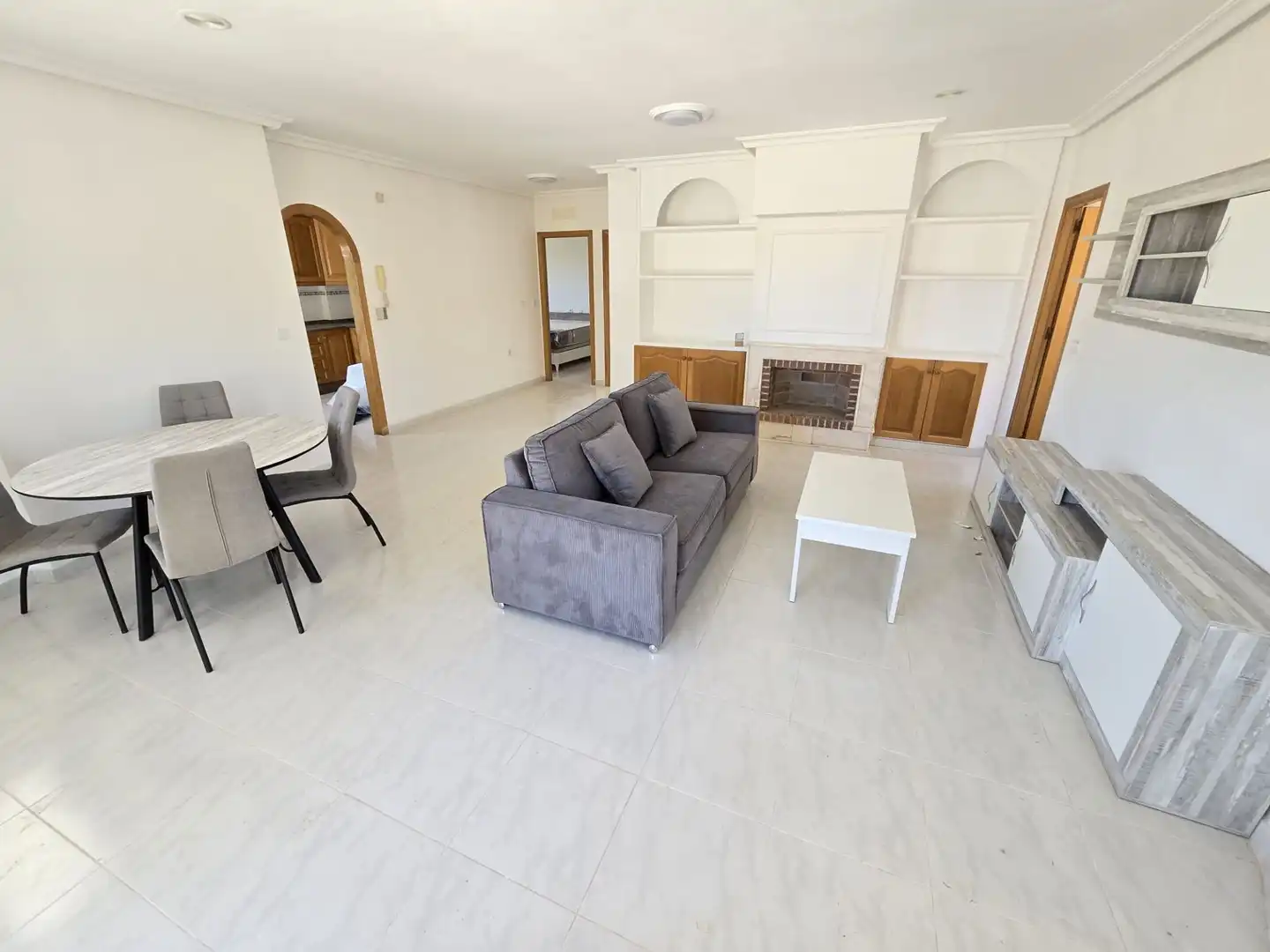 Sala de estar de Casa o chalet en venta en Jacarilla con Jardín privado, Piscina y Amueblado
