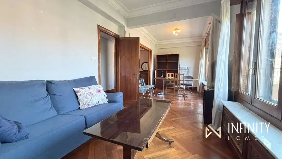 Living room of Flat for rent in Bilbao   with Heating, Terrace and Balcony
