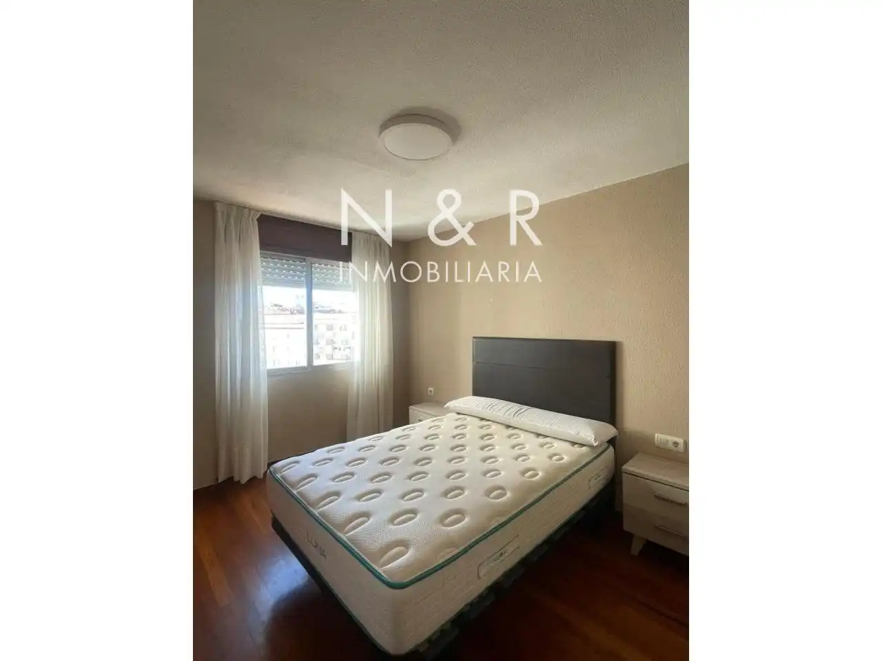Bedroom of Flat for rent in Santiago de Compostela   with Furnished