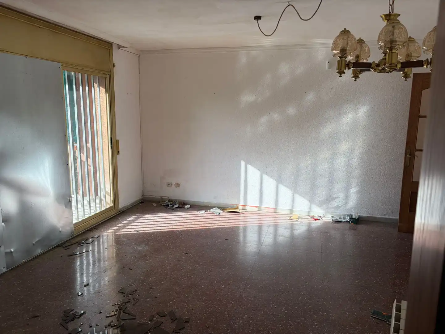 Flat with terrace for sale in Carrer d'Amèrica