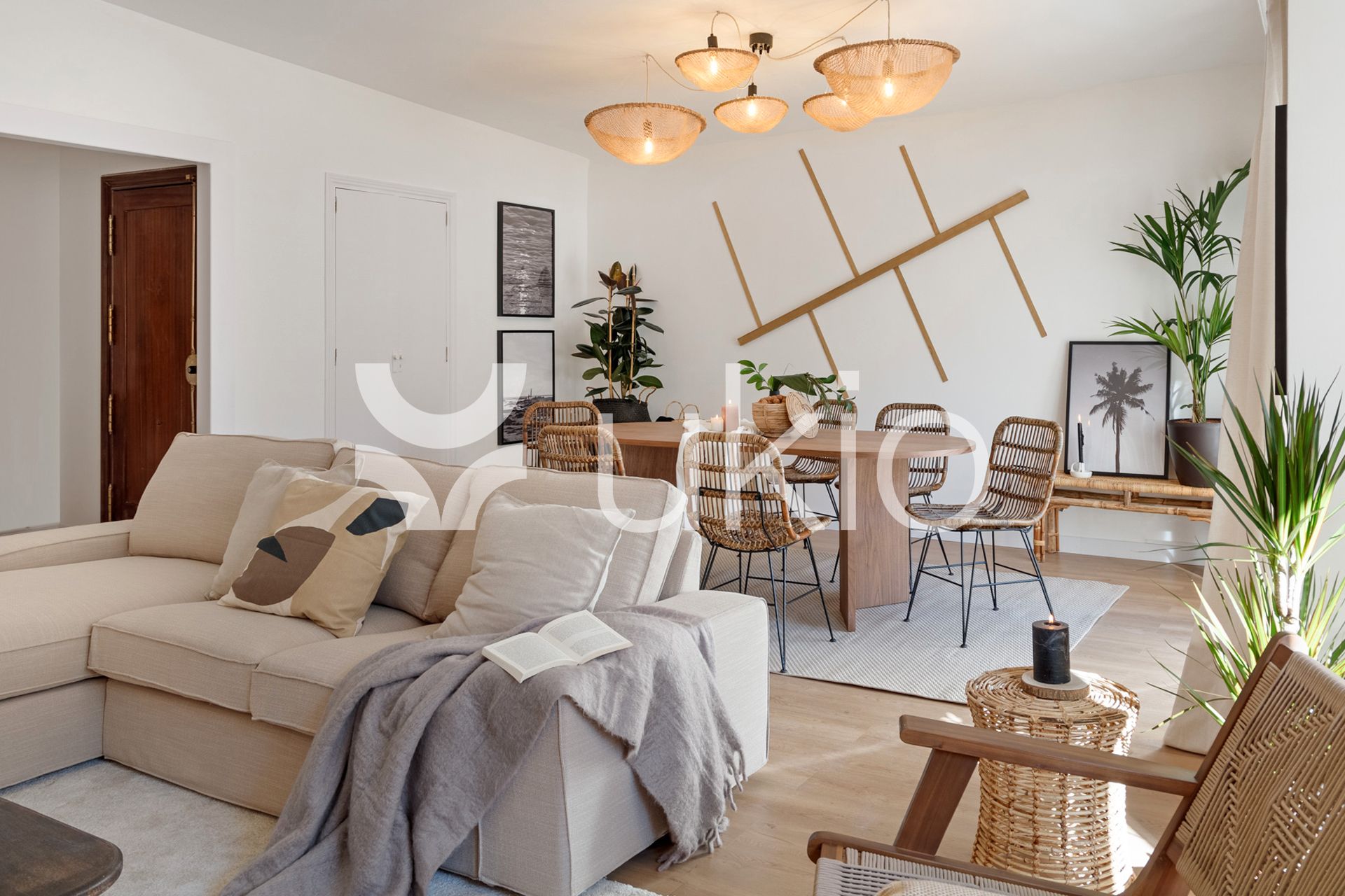 Living room of Apartment to rent in  Madrid Capital  with Air Conditioner, Heating and Furnished