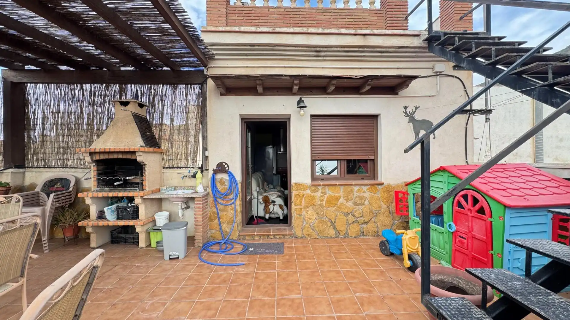 Dachboden zur Miete in Padul mit Klimaanlage, Heizung und Terrasse