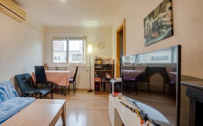 Living room of Flat for sale in  Barcelona Capital