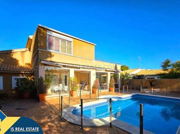 Haus mit Pool zum Verkauf in Orihuela Costa