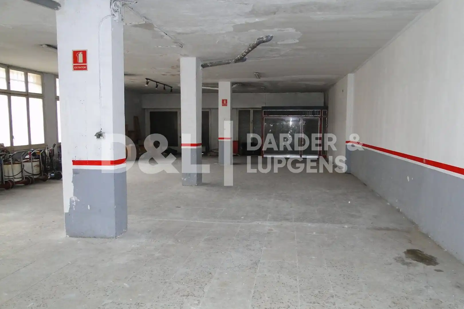 Local comercial en venda a Avinguda de Vilafranca del Penedès, imagen 2