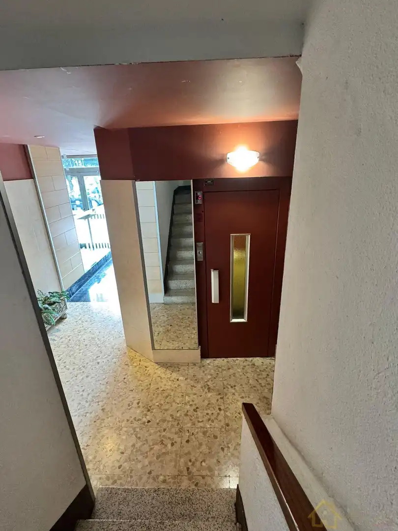 Piso en venta en Lugo con Calefacción, Parquet y Terraza