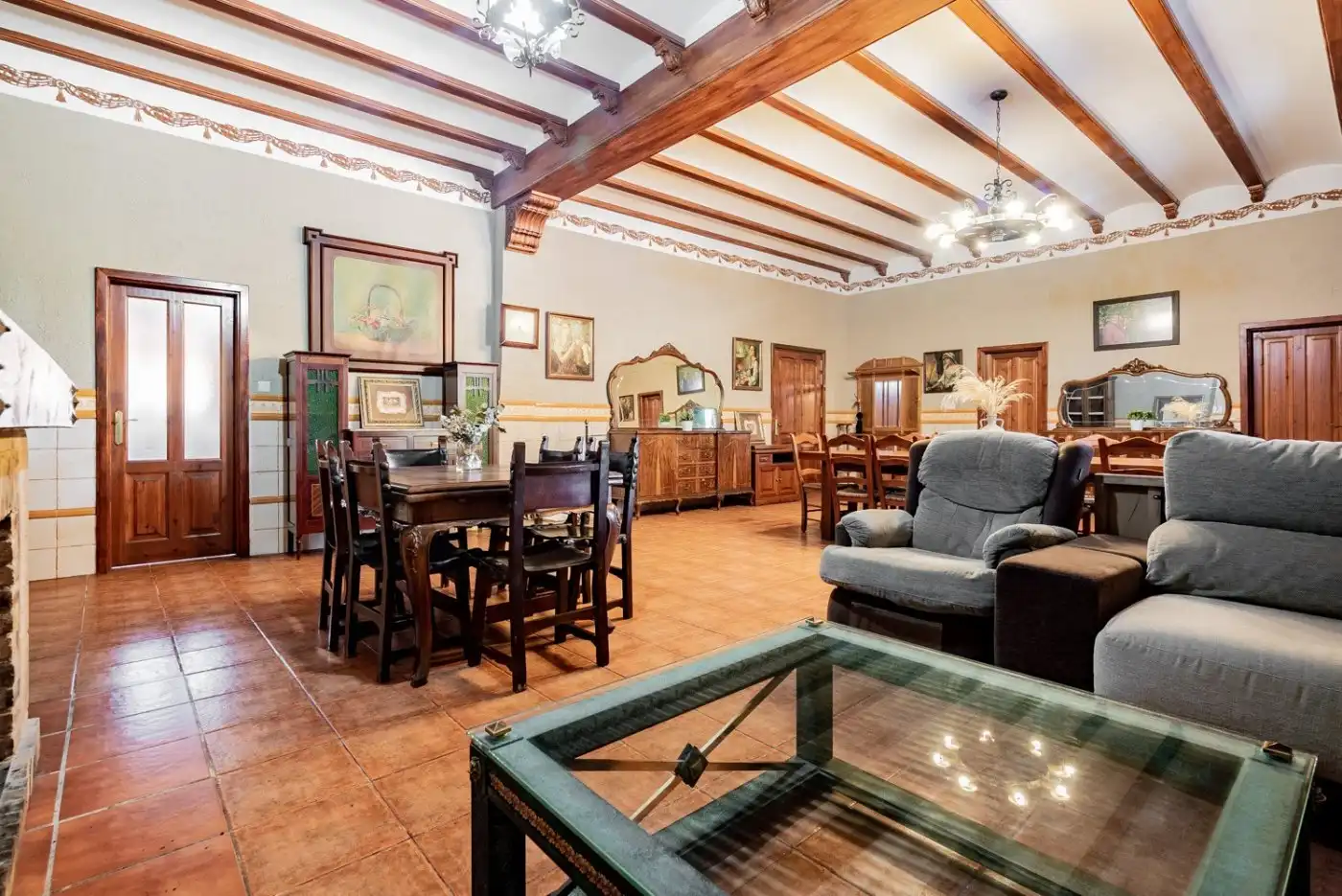 Sala d'estar de Finca rústica en venda en L'Énova amb Terrassa, Traster i Alarma