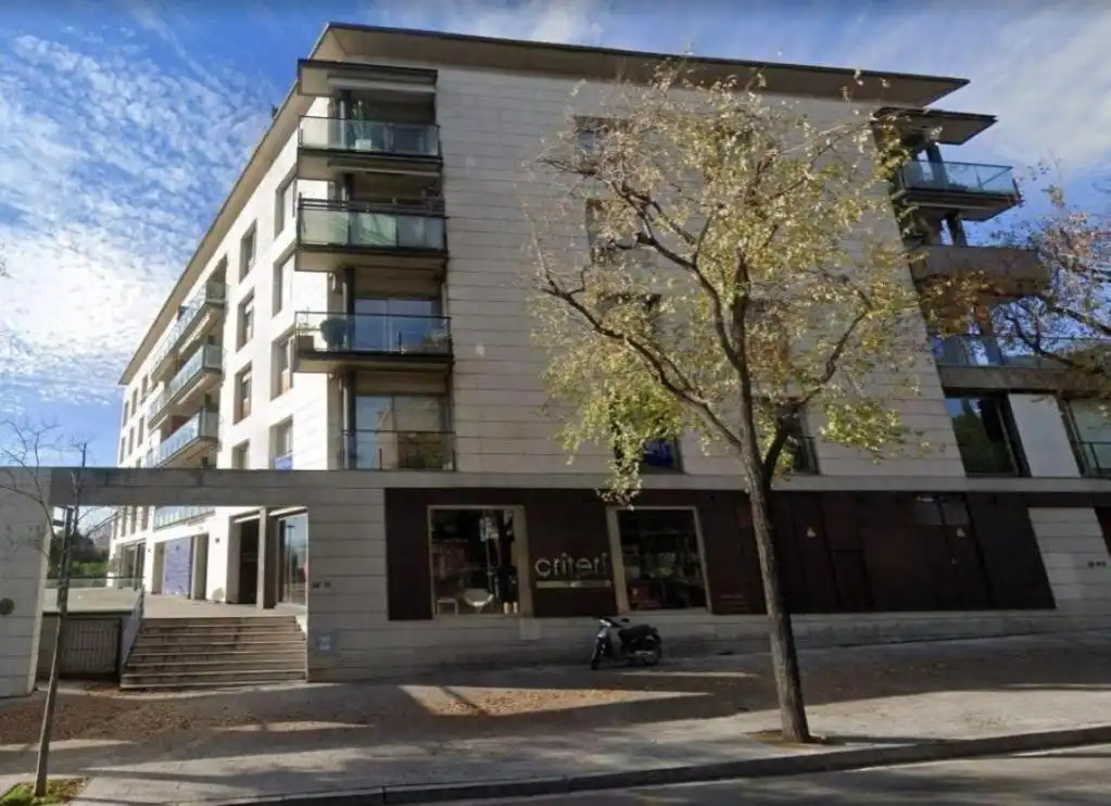Vista exterior de Garatge en venda en Parc Central