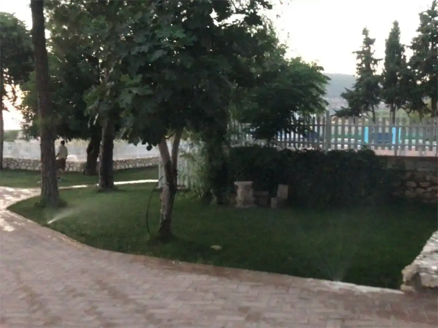 Jardí de Finca rústica en venda en Gilena amb Aire condicionat i Piscina