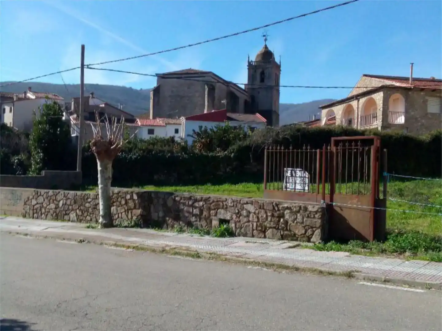 Vista exterior de Residencial en venta en Acebo