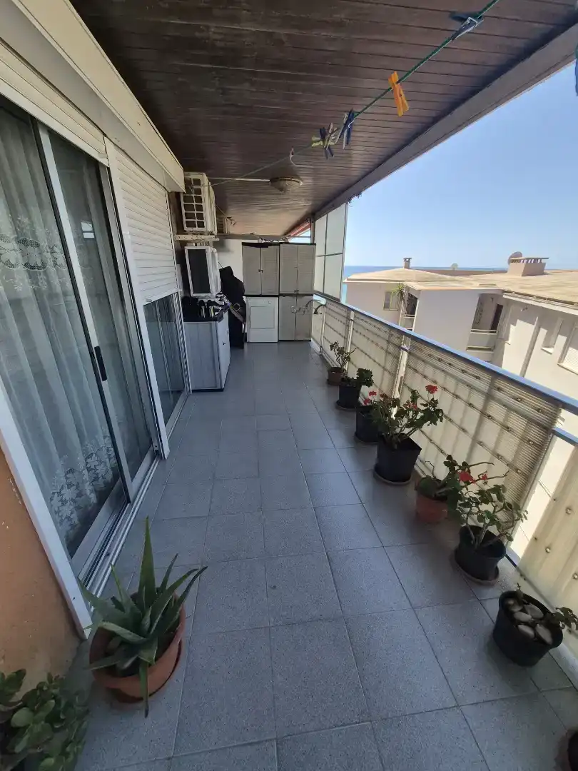 Terrasse von Wohnung zum Verkauf in Salou mit Klimaanlage