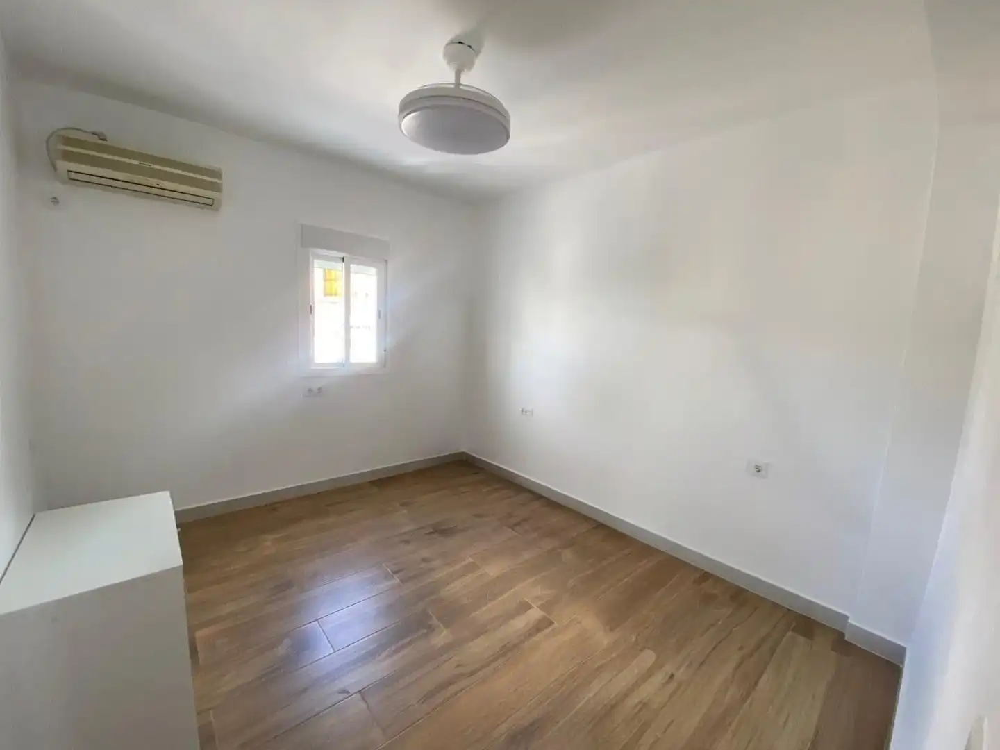 Piso en venta en Sevilla con Balcón