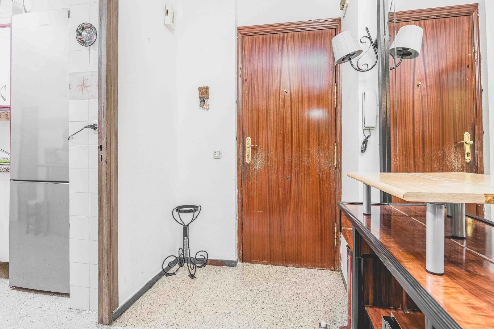 Flat for sale in  Sevilla Capital  with Air Conditioner, Terrace and Balcony