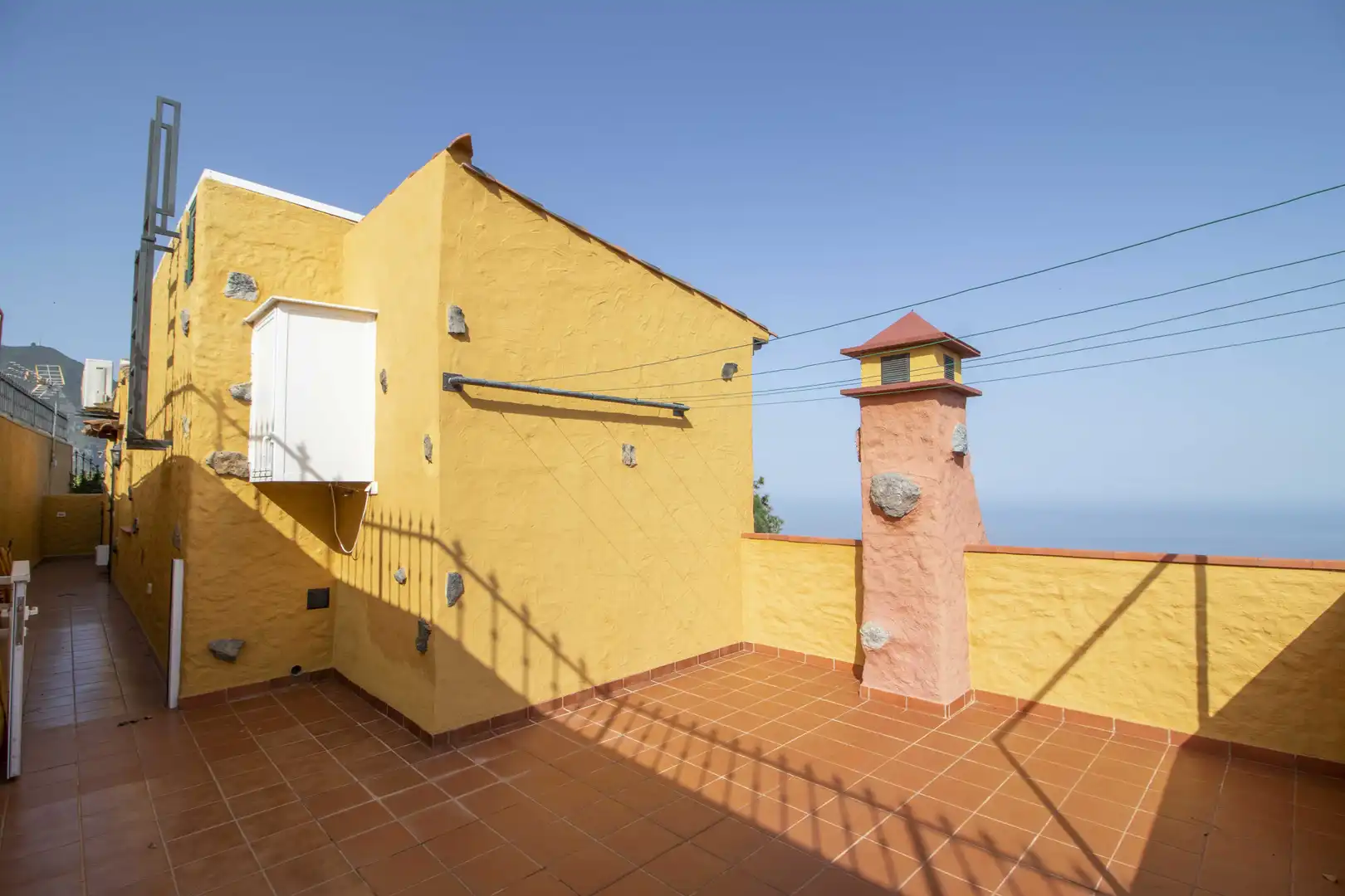 Vista exterior de Casa o chalet en venta en Los Realejos con Jardín privado, Terraza y Trastero
