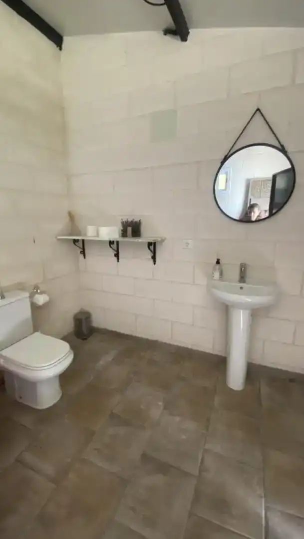 Bany de Casa o xalet en venda en La Carlota amb Aire condicionat i Piscina
