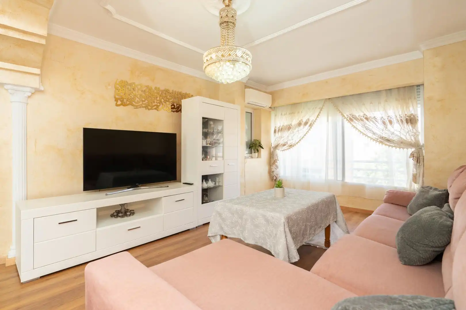 Sala de estar de Piso en venta en Motril con Aire acondicionado