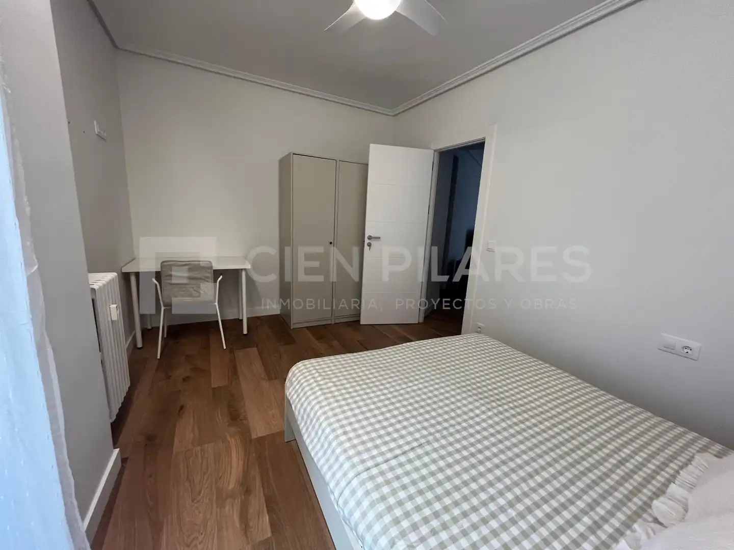 Room in C/ SAN ANTON, Gran Via