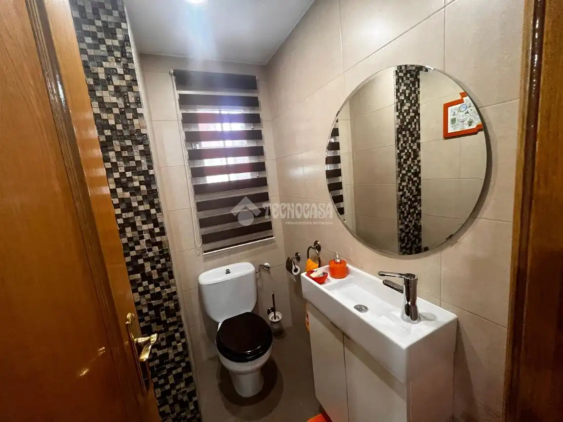 Bathroom of Detached homes for sale in Madrid  with Air Conditioner, Heating and Private garden