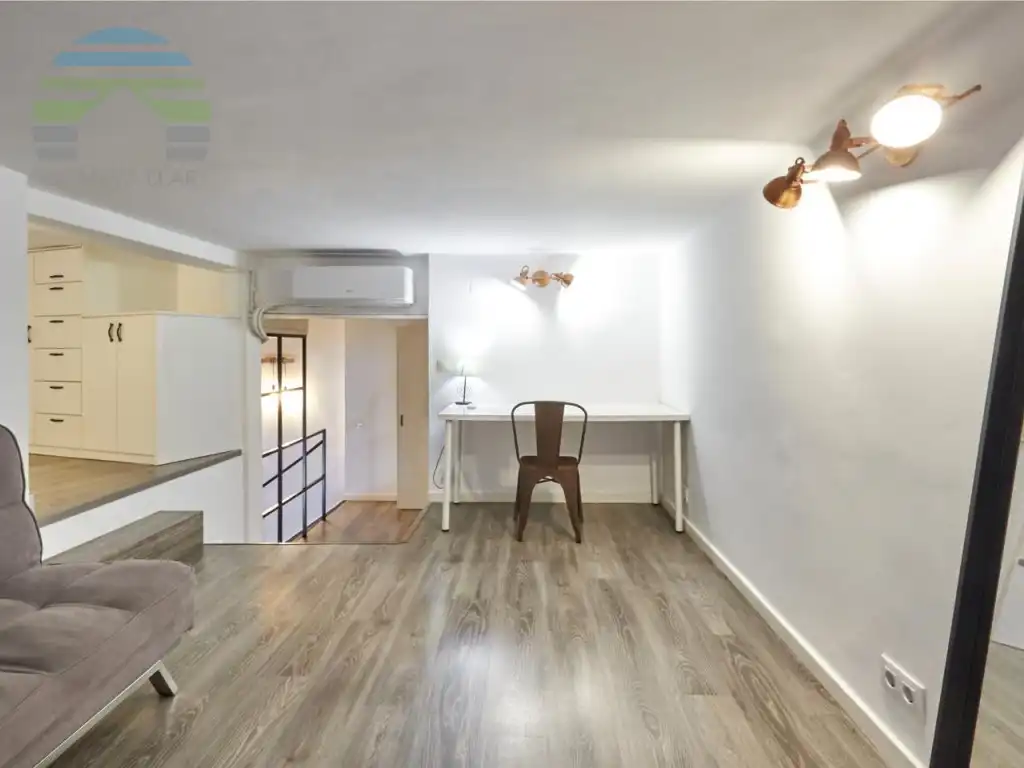 Piso en venta en Barcelona con Aire acondicionado y Amueblado