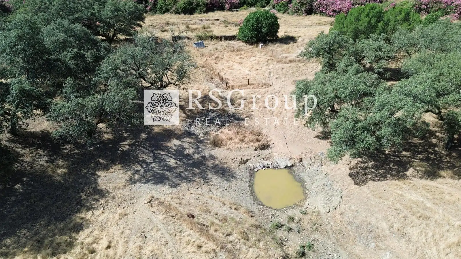 Terreno en venta en Almadén de la Plata