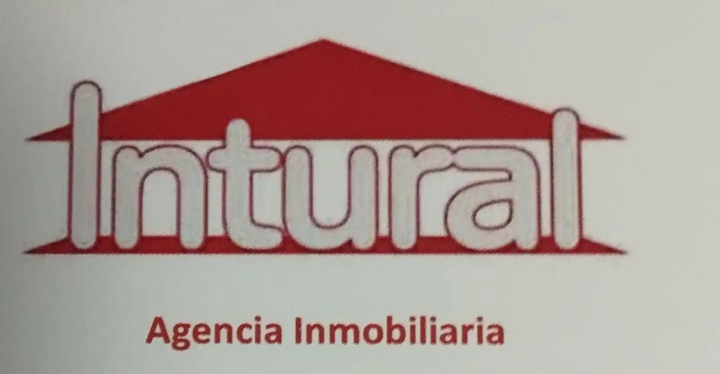 Vista exterior de Residencial en venta en Alcaraz