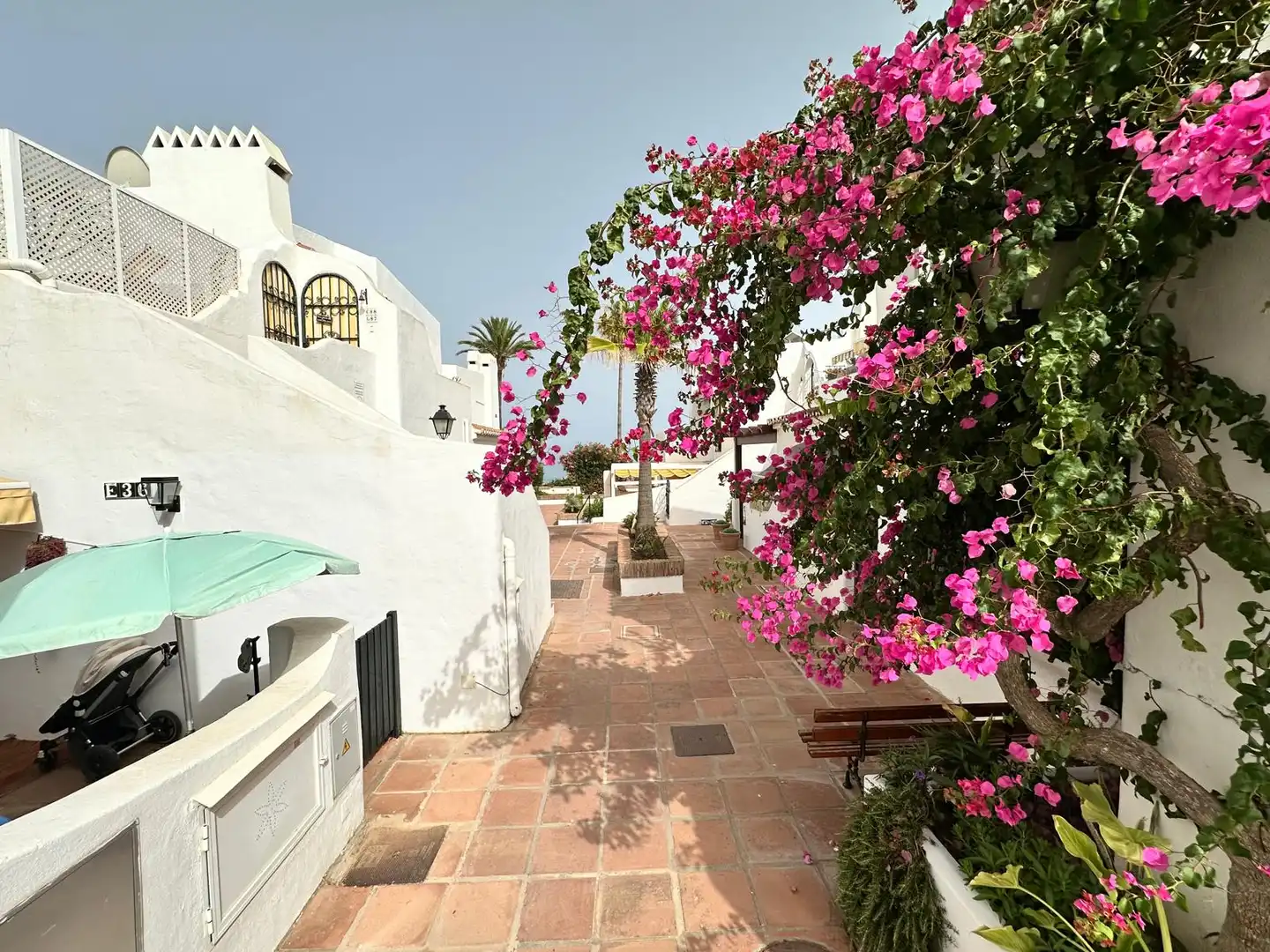 Exterior view of Flat for sale in Manilva  with Terrace, Furnished and Washing machine
