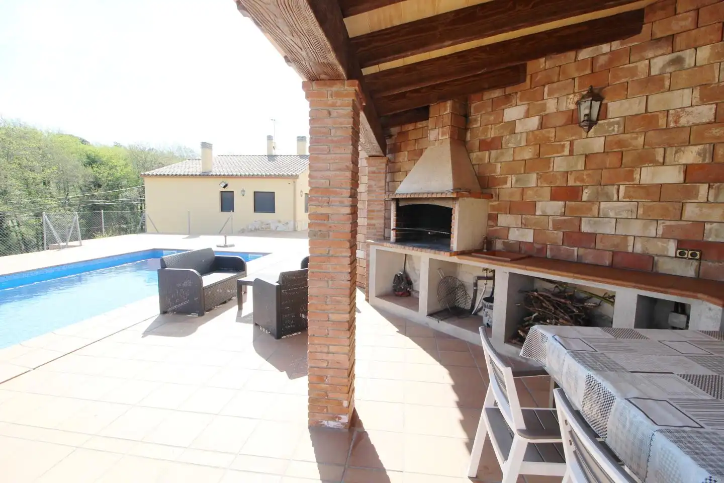 Haus mit Pool zum Verkauf in Montbarbat