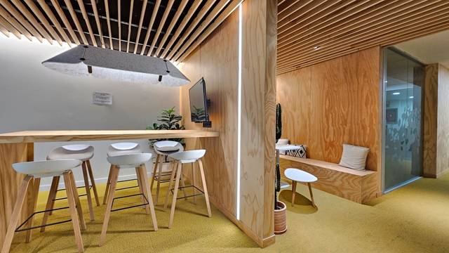 Oficina en Alquiler en Carrer de l'Acer en La Marina del Prat Vermell