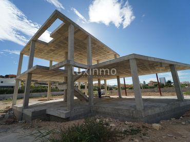 Xalet amb piscina en venda a Marisol Park - Ortembach - Los Almendros