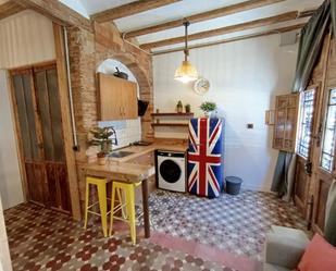 Kitchen of Apartment to share in  Valencia Capital  with Air Conditioner and Terrace