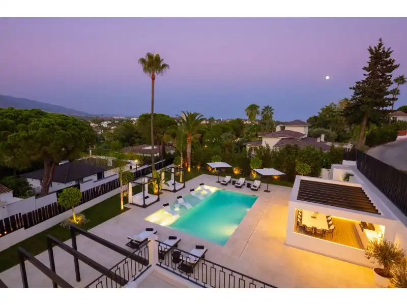 Casa amb piscina en venda a Marbella Centro, imagen 5