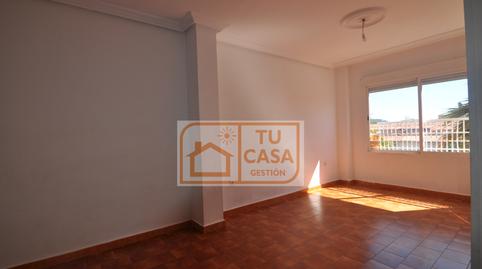 Foto 3 de Pis en venda a Calle Río Ródano, 53, La Cañada, Cáceres