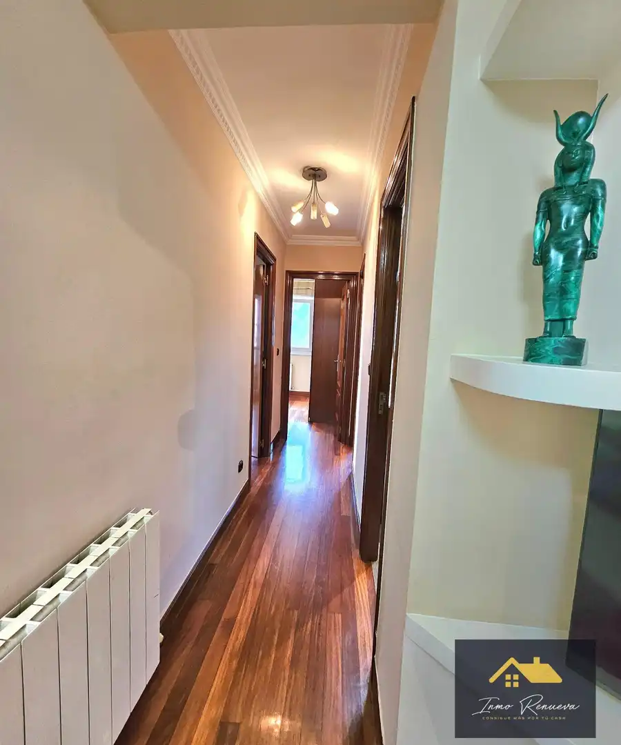 Flat for sale in Etxebarri, Bizkaia